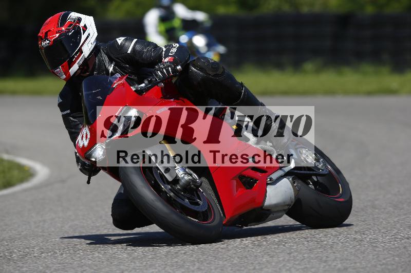 /Archiv-2024/29 12.06.2024 MOTO.CH Track Day ADR/Gruppe rot/100